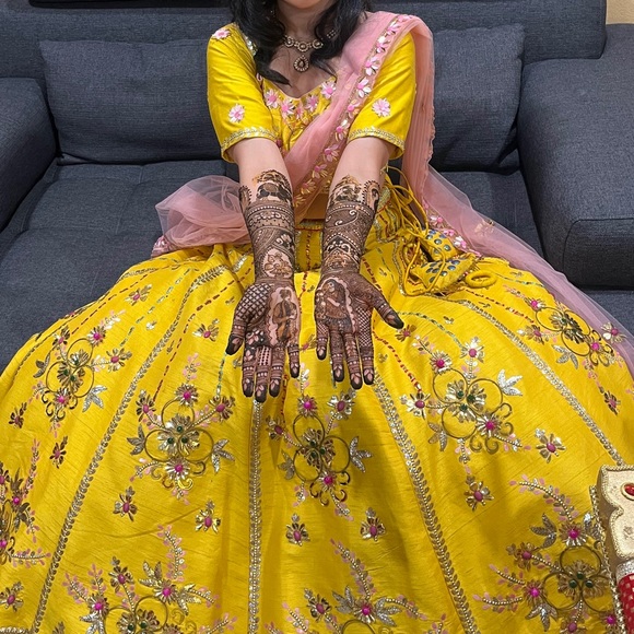 Papa Don’t Preach copy lehenga - Picture 2 of 5